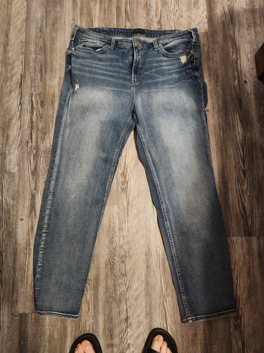 Silver Jeans Women's Light Blue Straight Leg Jeans